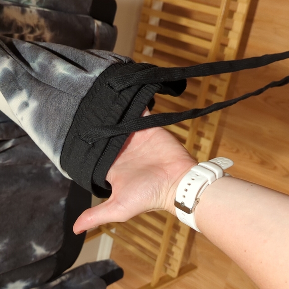 Tie dye PJ set - Picture 4 of 5